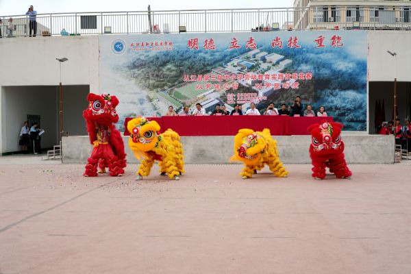 04181744975260956909.jpg DSC03743.JPG