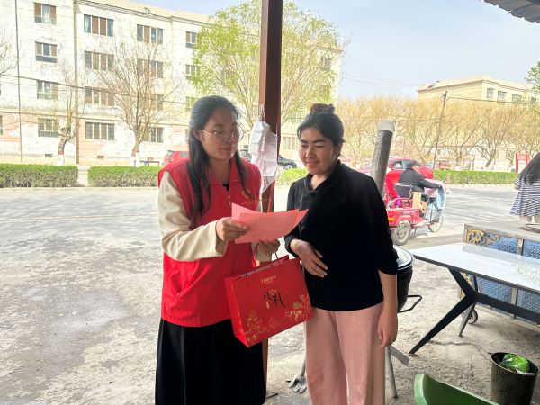 04021775131052593303.jpg 李文 摄 (1).jpg