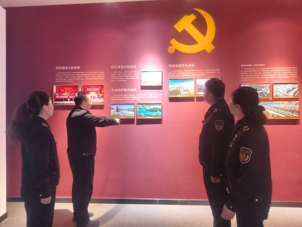 感受伊犁在各领域的发展.jpg