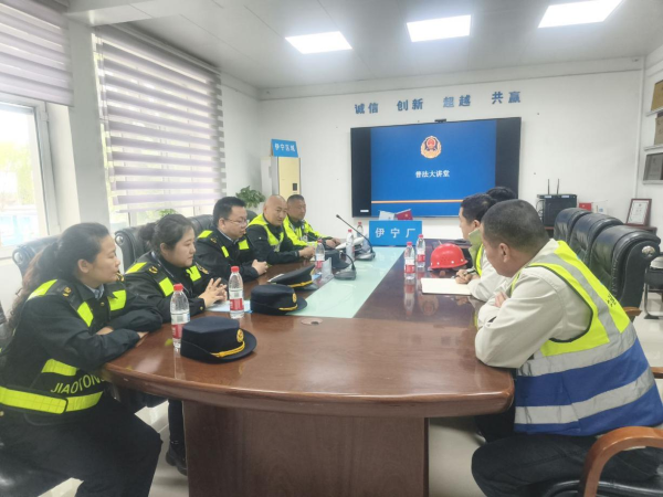 04161776330969856248.png 普法座谈会.png