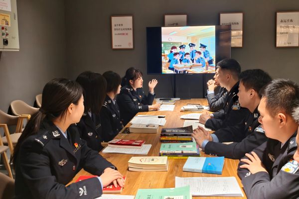 包头铁路公安处青年民警进行感悟分享.jpg
