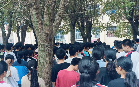 屏幕截图 2026-05-12 222358.png